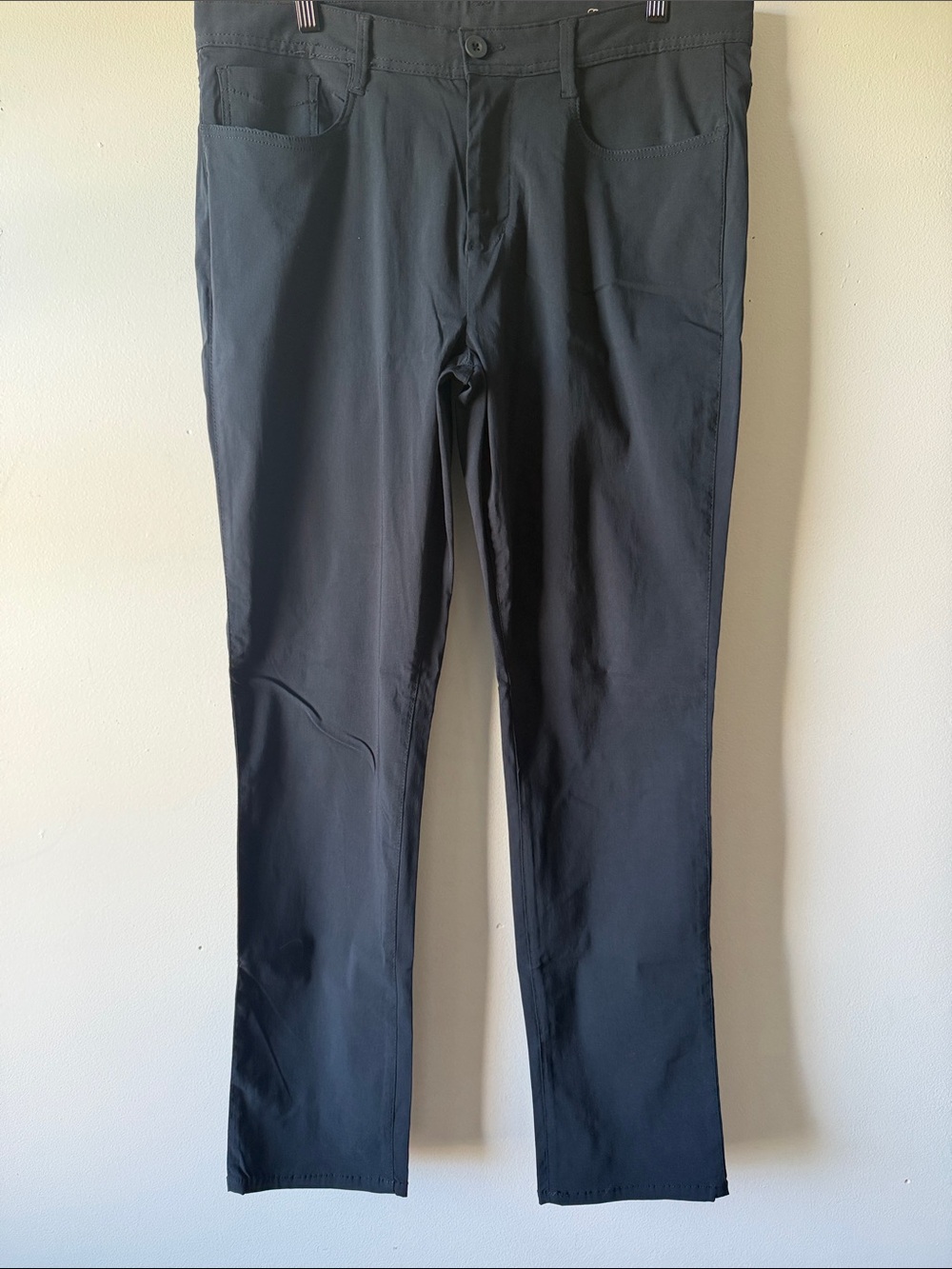 English Laundry Men's Black Chinos 34W-32L